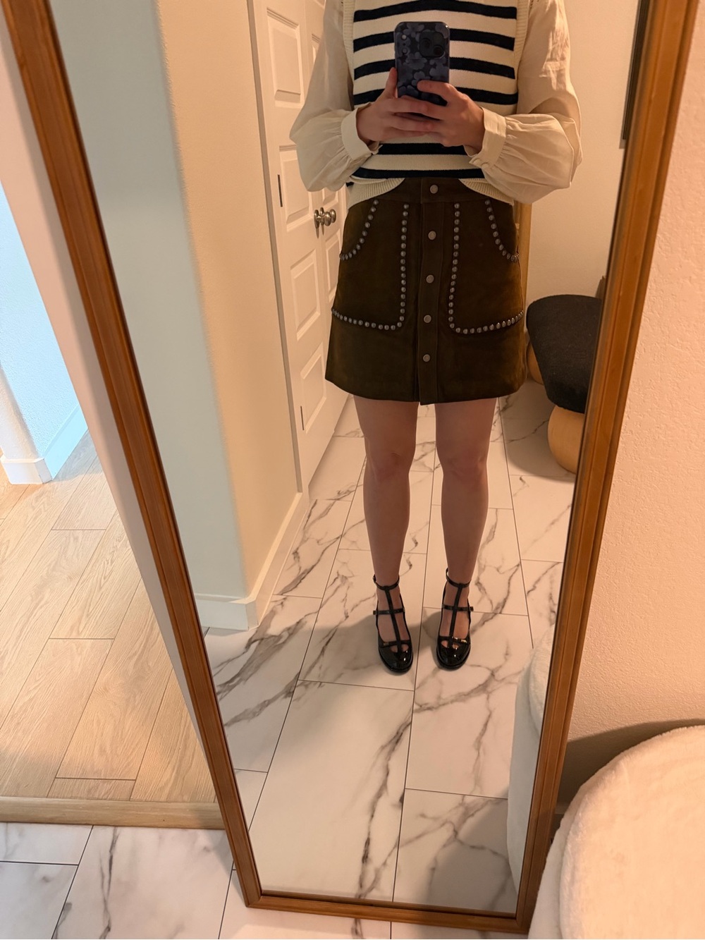 Golden Goose Brown Suede Button-Front Mini Skirt with Stud Detailing - Picture 3 of 6